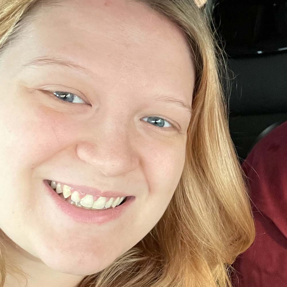 Meet your Posher, Rebecca